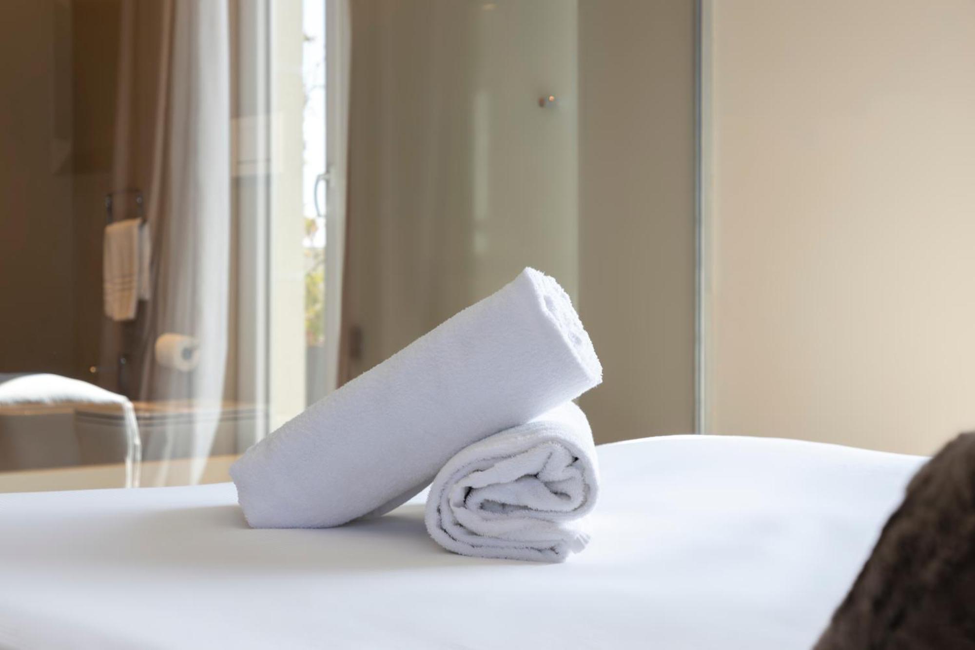 콰르투 산텔레나 Milestone (Adults Only) B&B 외부 사진